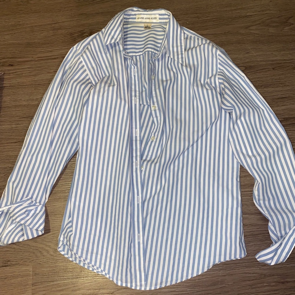 Anne Klein “boyfriend” Button up